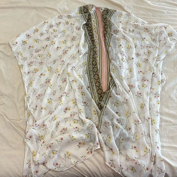 Torrid Floral Tribal Sheer Kimono • White • OS • EUC - Picture 1 of 2